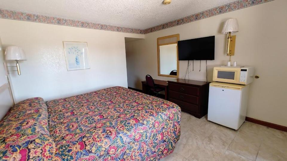 Standard Double Room interior